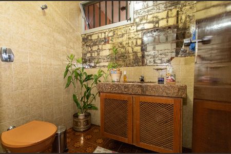 Casa à venda com 298m², 3 quartos e 3 vagas Casa à venda com 298m², 3 quartos e 3 vagasLavabo