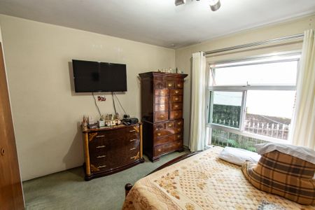 Casa à venda com 298m², 3 quartos e 3 vagas Casa à venda com 298m², 3 quartos e 3 vagasSuíte