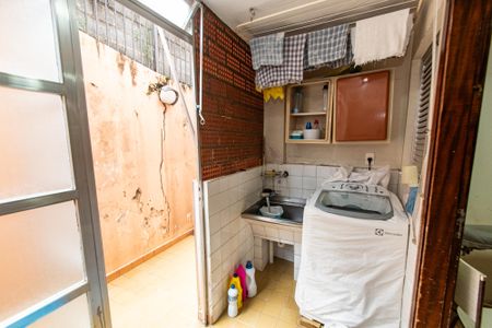 Casa à venda com 298m², 3 quartos e 3 vagas Casa à venda com 298m², 3 quartos e 3 vagasÁrea de serviço