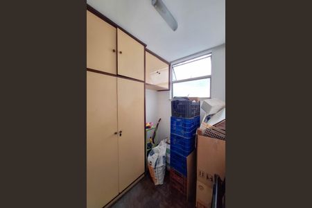 Apartamento à venda com 172m², 3 quartos e 1 vaga Apartamento à venda com 172m², 3 quartos e 1 vagaQuarto de Serviço