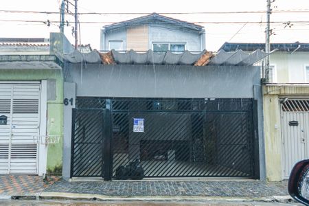 Casa à venda com 202m², 3 quartos e 2 vagas Casa à venda com 202m², 3 quartos e 2 vagasFachada/Placa