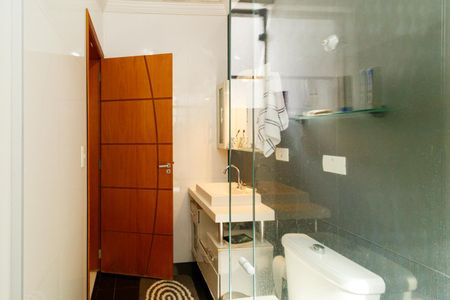 Casa à venda com 300m², 4 quartos e 6 vagasBanheiro