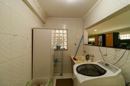 Casa à venda com 300m², 4 quartos e 6 vagasÁrea de Serviço