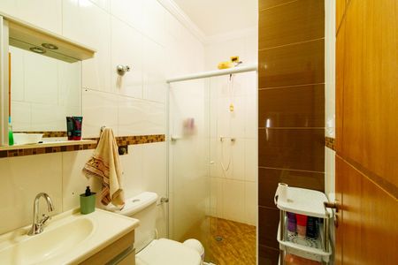 Casa à venda com 300m², 4 quartos e 6 vagasBanheiro da Suíte 2