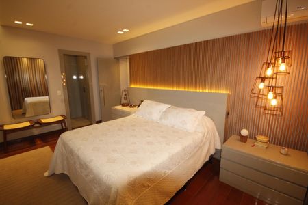 Apartamento à venda com 534m², 5 quartos e 6 vagasSuíte 1