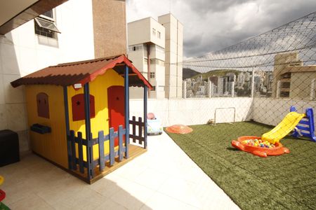 Apartamento à venda com 534m², 5 quartos e 6 vagasPlayground
