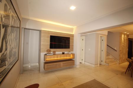 Apartamento à venda com 534m², 5 quartos e 6 vagasSala 2