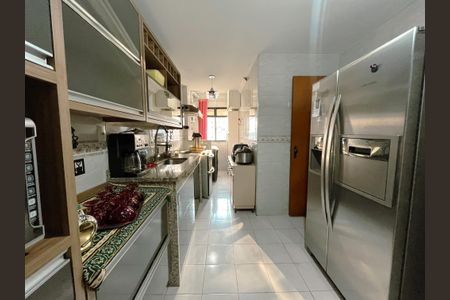Apartamento para alugar com 92m², 3 quartos e 2 vagas Apartamento para alugar com 92m², 3 quartos e 2 vagasCozinha