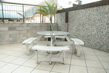 Apartamento para alugar com 92m², 3 quartos e 2 vagas Apartamento para alugar com 92m², 3 quartos e 2 vagasÁrea comum - Piscina