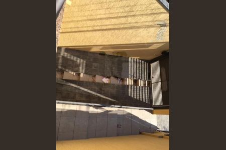 Casa à venda com 80m², 2 quartos e 3 vagas