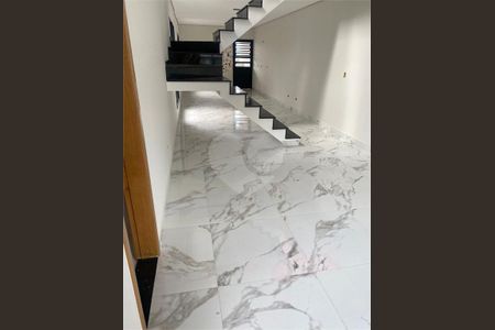 Casa à venda com 170m², 3 quartos e 6 vagas