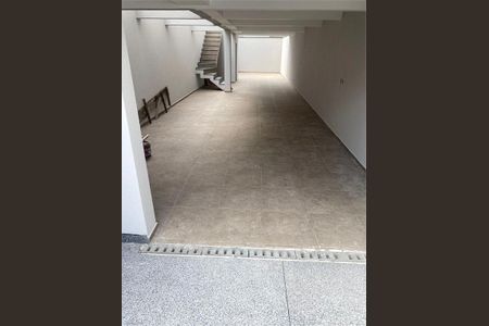 Casa à venda com 170m², 3 quartos e 6 vagas
