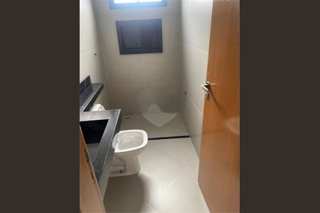 Casa à venda com 170m², 3 quartos e 6 vagas