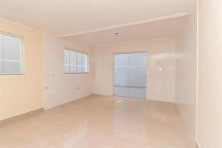 Casa à venda com 132m², 3 quartos e 3 vagas