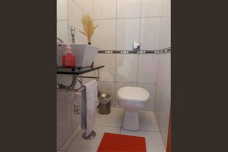 Casa à venda com 200m², 3 quartos e 2 vagas