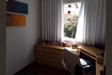 Casa à venda com 200m², 3 quartos e 2 vagas