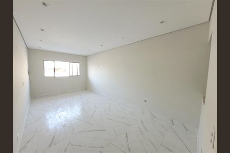 Casa à venda com 120m², 3 quartos e 3 vagas