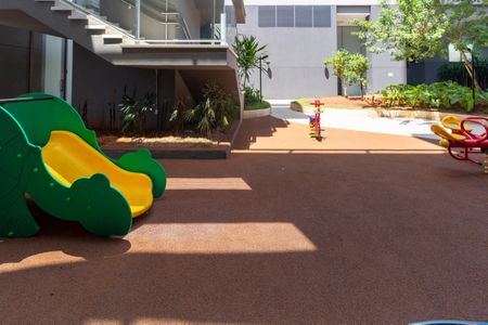 Apartamento à venda com 104m², 3 quartos e 2 vagasÁrea comum - Playground