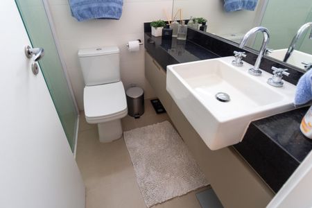 Apartamento à venda com 104m², 3 quartos e 2 vagasBanheiro da Suíte