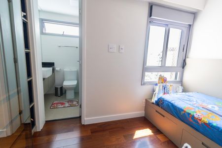 Apartamento à venda com 104m², 3 quartos e 2 vagasSuíte 2