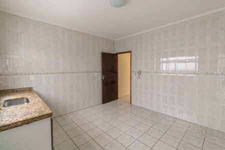 Casa de condomínio para alugar com 160m², 3 quartos e 2 vagas Casa de condomínio para alugar com 160m², 3 quartos e 2 vagasCozinha