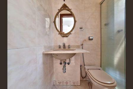 Apartamento à venda com 137m², 2 quartos e 1 vaga Apartamento à venda com 137m², 2 quartos e 1 vagaBanheiro de serviço