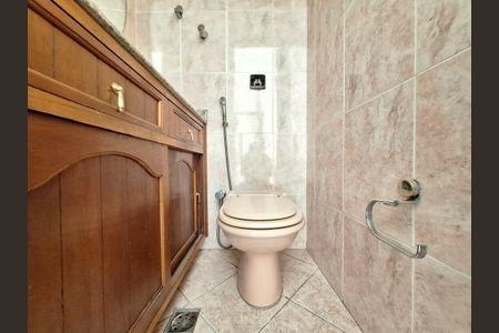 Apartamento à venda com 137m², 2 quartos e 1 vaga Apartamento à venda com 137m², 2 quartos e 1 vagaLavabo Sala