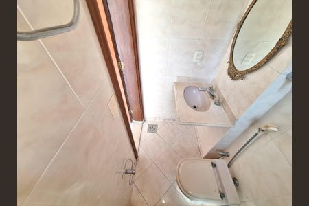 Apartamento à venda com 137m², 2 quartos e 1 vaga Apartamento à venda com 137m², 2 quartos e 1 vagaBanheiro de serviço