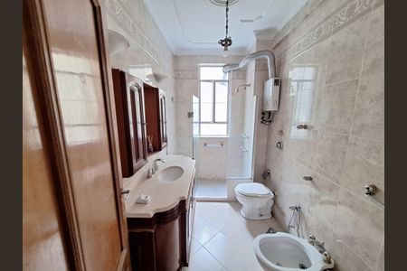 Apartamento à venda com 137m², 2 quartos e 1 vaga Apartamento à venda com 137m², 2 quartos e 1 vagaBanheiro