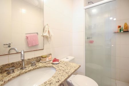 Apartamento à venda com 105m², 3 quartos e 2 vagasBanheiro Suíte 2