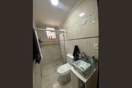 Apartamento à venda com 79m², 2 quartos e 1 vaga Apartamento à venda com 79m², 2 quartos e 1 vagaBanheiro