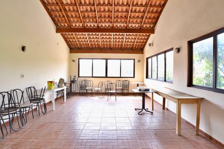 Casa à venda com 160m², 3 quartos e 2 vagas Casa à venda com 160m², 3 quartos e 2 vagasSalão de Festas