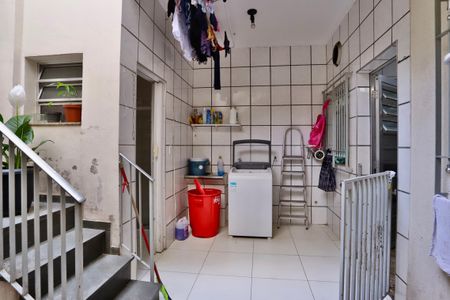 Casa à venda com 160m², 3 quartos e 2 vagas Casa à venda com 160m², 3 quartos e 2 vagasLavanderia