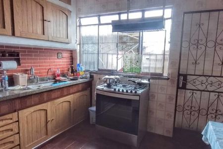 Casa à venda com 149m², 3 quartos e 2 vagas