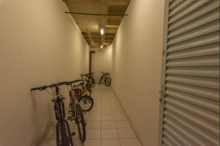 Apartamento à venda com 138m², 3 quartos e 2 vagas Apartamento à venda com 138m², 3 quartos e 2 vagasÁrea comum - Bicicletário