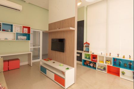 Apartamento à venda com 138m², 3 quartos e 2 vagas Apartamento à venda com 138m², 3 quartos e 2 vagasÁrea comum - Brinquedoteca