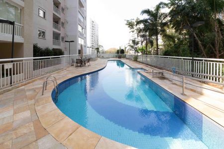Apartamento à venda com 82m², 3 quartos e 1 vaga Apartamento à venda com 82m², 3 quartos e 1 vagaÁrea comum - Piscina