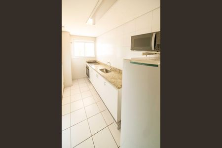 Apartamento à venda com 82m², 3 quartos e 1 vaga Apartamento à venda com 82m², 3 quartos e 1 vagaÁrea comum - Salão de festas