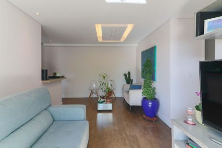 Apartamento à venda com 82m², 3 quartos e 1 vaga Apartamento à venda com 82m², 3 quartos e 1 vagaSala