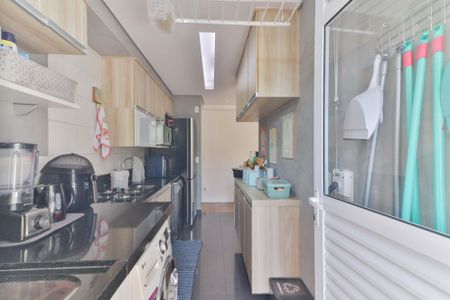 Apartamento à venda com 82m², 3 quartos e 1 vaga Apartamento à venda com 82m², 3 quartos e 1 vagaCozinha e Área de Serviço