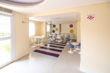 Apartamento à venda com 82m², 3 quartos e 1 vaga Apartamento à venda com 82m², 3 quartos e 1 vagaÁrea comum - Salão de festas Infantil