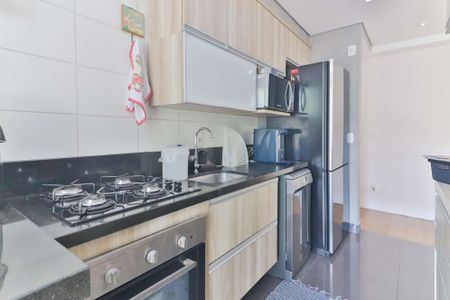 Apartamento à venda com 82m², 3 quartos e 1 vaga Apartamento à venda com 82m², 3 quartos e 1 vagaCozinha e Área de Serviço