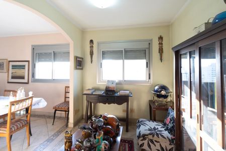 Apartamento à venda com 150m², 2 quartos e 2 vagasSala