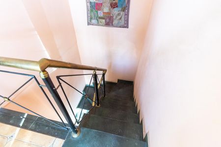 Apartamento à venda com 150m², 2 quartos e 2 vagasEscada