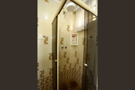 Casa à venda com 220m², 3 quartos e 2 vagas Casa à venda com 220m², 3 quartos e 2 vagasBanheiro da Suíte