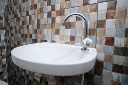 Casa à venda com 120m², 3 quartos e 4 vagasLavabo 2