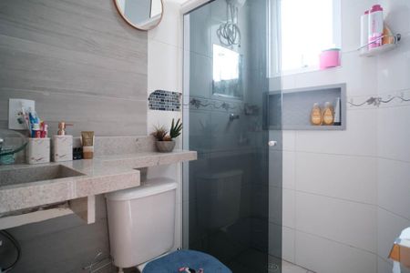 Casa à venda com 120m², 3 quartos e 4 vagasBanheiro da Suíte