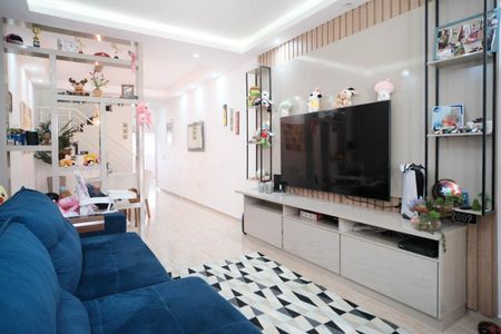 Casa à venda com 120m², 3 quartos e 4 vagasSala