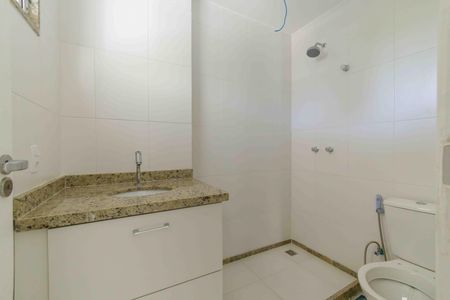 Apartamento à venda com 110m², 3 quartos e 2 vagas Apartamento à venda com 110m², 3 quartos e 2 vagasBanheiro da Suíte