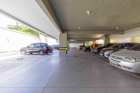 Apartamento à venda com 110m², 3 quartos e 2 vagas Apartamento à venda com 110m², 3 quartos e 2 vagasÁrea Comum Garagem